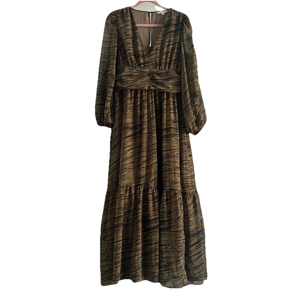 Chelsea28 Split Long Sleeve Tiered Dress In Olive Black Geode Stripe Size Large - Picture 3 of 5